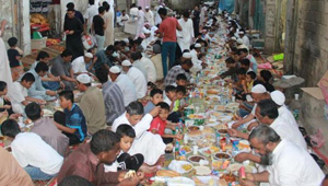 اليكم أكبر الموائد الرمضانية حول العالم