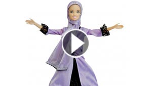 جنة معلمة القرآن.. دمية محجبة تتلو آيات من الذكر الحكيم! فيديو