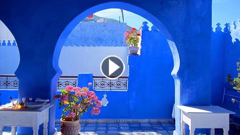 بالفيديو.. ..ما سر اختيار هذه الألوان في مختلف المدن حول العالم؟!