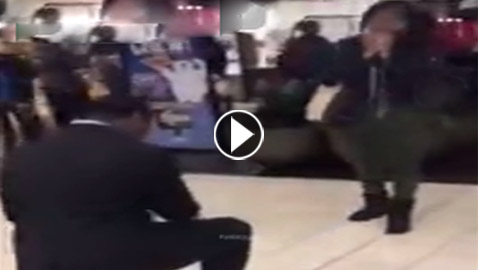 بالفيديو: شاب يتعرض لموقف محرج بعد رفض فتاة عرض زواجه!