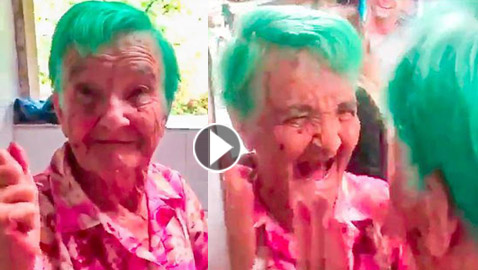 فيديو طريف: جدة 80 عاما تصرخ بفرحه بعد صبغ شعرها بلون أخضر صارخ!