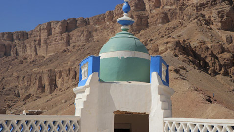 قصر في بلد عربي.. أكبر مباني العالم أمام خطر الانهيار