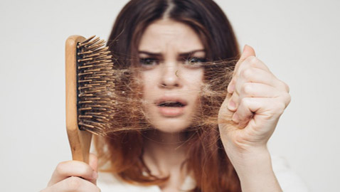تعرفوا إلى 6 أسباب غير متوقعة لتساقط الشعر!