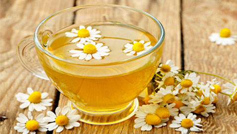 فوائد شاي البابونج للحلق